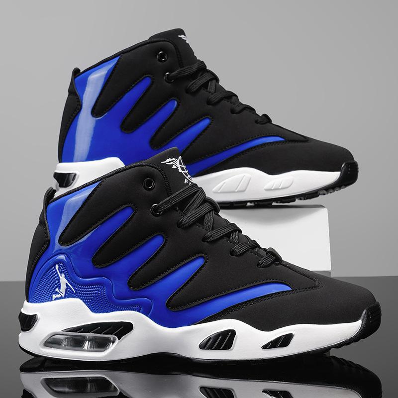 2026 new fashion men`s shoes four