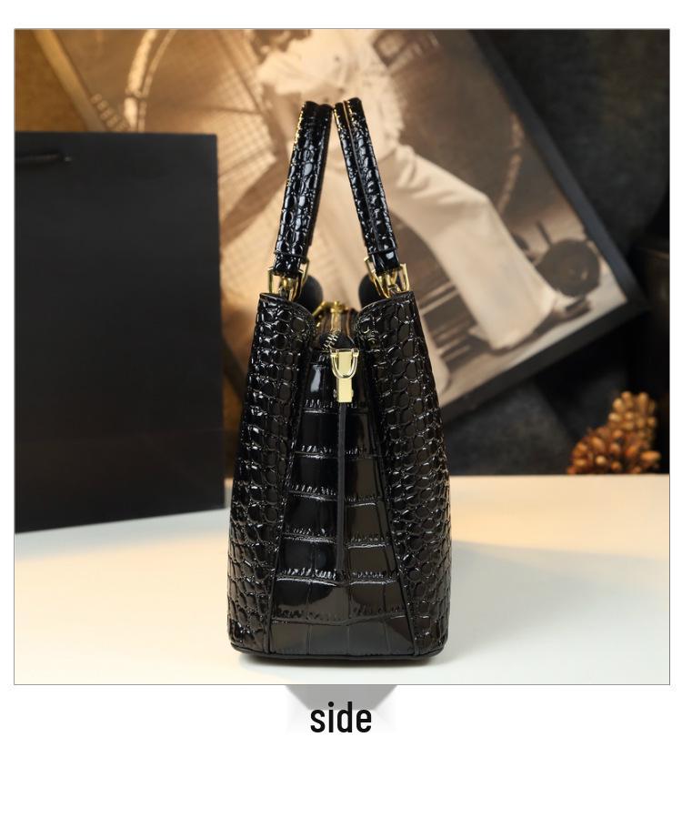 Summer 2024 Shiny Crocodile Pattern Women's Handbag - Light Luxury Style for Middle-Aged Moms