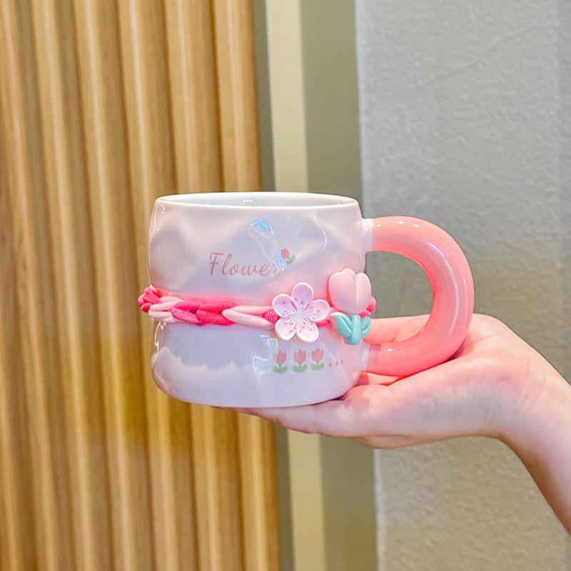 Uroczy kubek w kwiaty w pudełku prezentowym dla dziewczynek i dziewczyn, wartościowy prezent urodzinowy, praktyczny ceramiczny kubek pamiątkowy