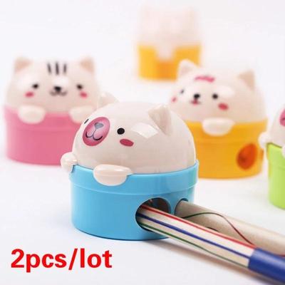 2PC Stationery Double Holes Pencil Sharpener Cartoon Cat and Bear Plastic Pencil Sharpener for Kids Student School Color