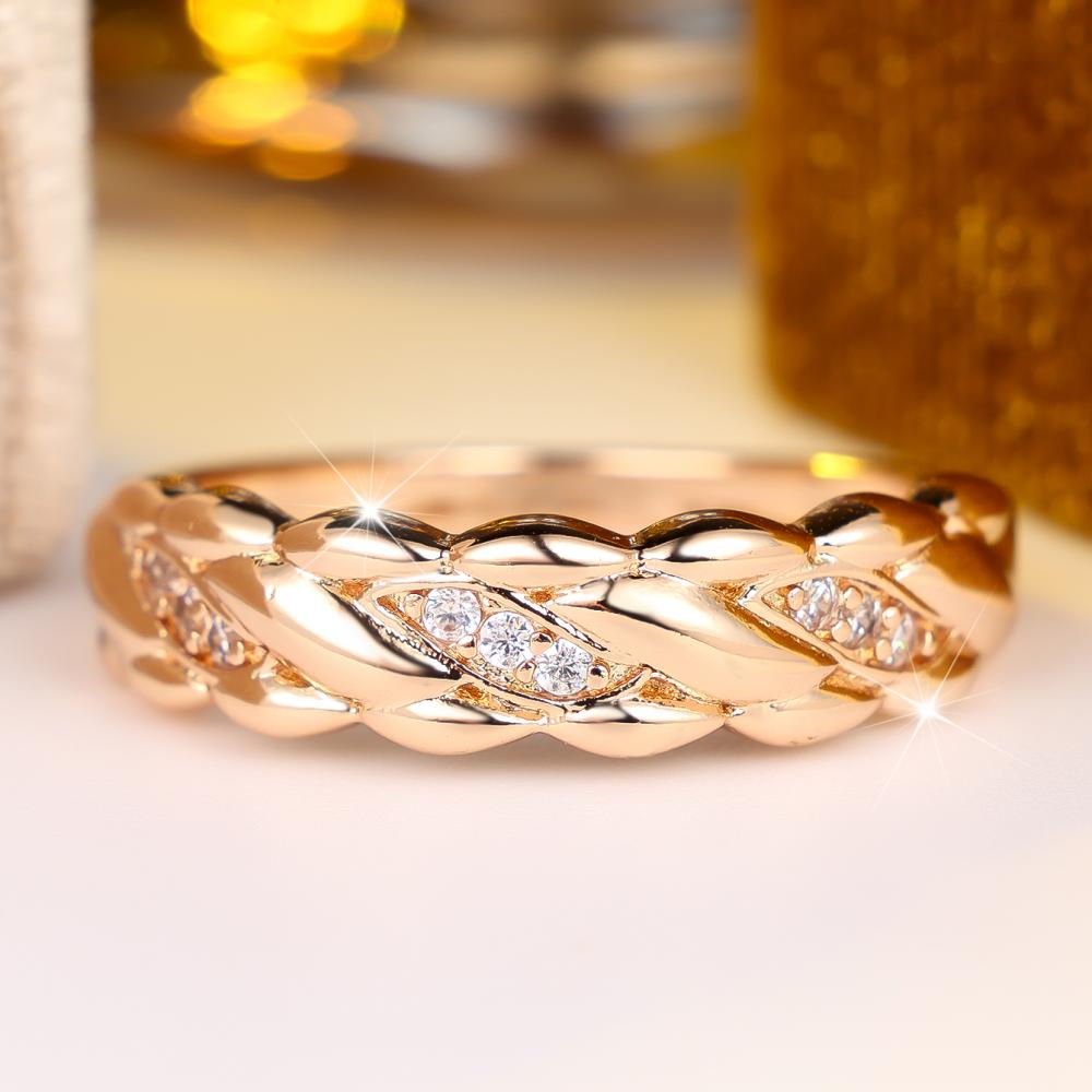 Elegant Braided Leaf Ring with Pave Zircon Accents In Gold Color for Women Daily Wear