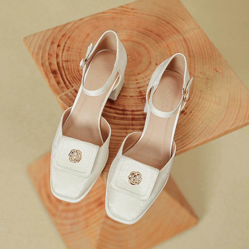 Baotou sandals women's new silver one-word buckle with square head high heels thick heel hollow single shoes