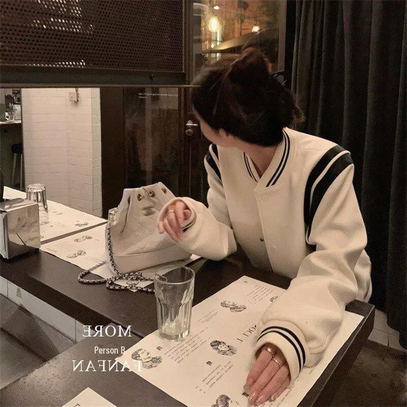 

Женская бейсбольная куртка белого цвета в американском стиле 2024 года — повседневный топ высокого класса на осень/зиму 2XL белый