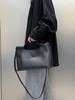 2025 Cross-border First-layer Cowhide Retro Large-capacity Magnetic Tote Bag Handbag Commuter Versatile Messenger Bag Bag Woman