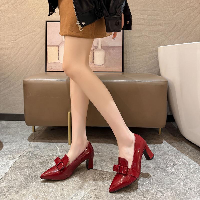 2025 Autumn New Xiaoxiangfeng Thick-heeled Single Shoes Korean Version Bow Shallow Mouth Fashion Temperament Women's High Heels Women's Shoes