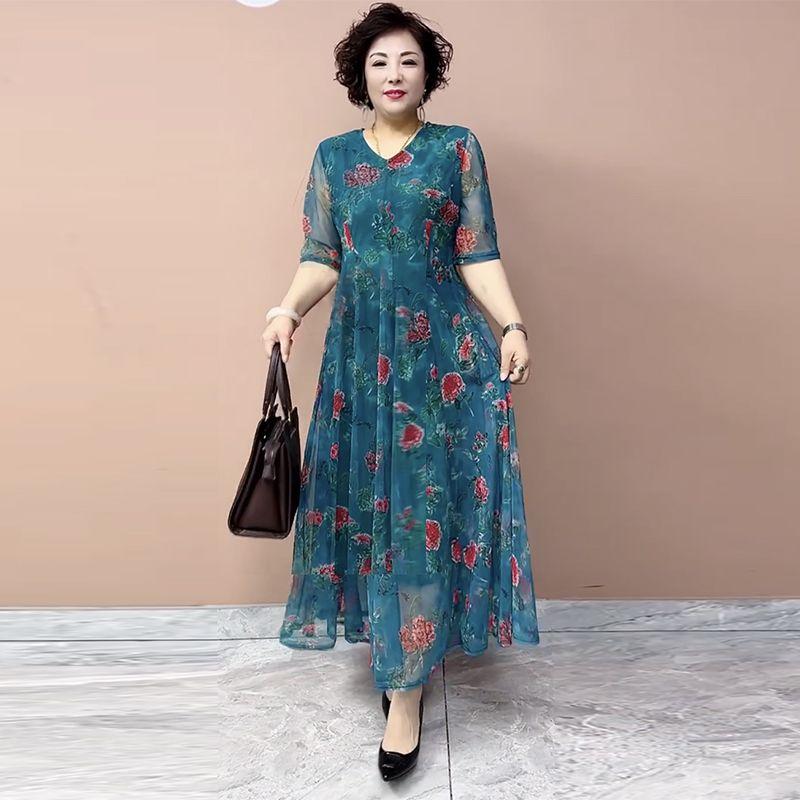 High-End Summer Women's Floral Dress   V-Neck Stretch Plus Size Dress   Slim Fit Long Dress