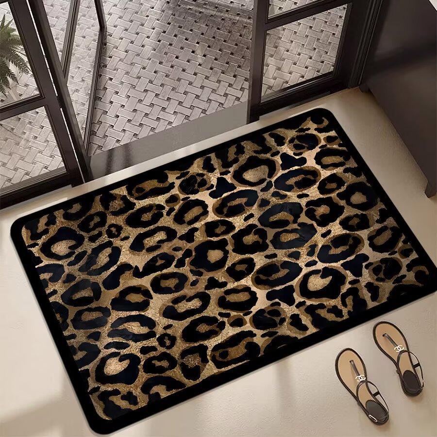 Leopard Flannel Bathroom Absorbent Floor Mat Toilet Floor Mats Dirt Resistant and Quick Drying Entrance Door Mat Home Decoration