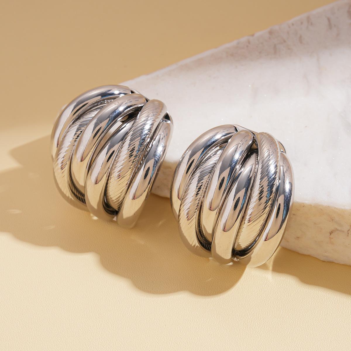 

Metal light-sensitive surface multi-layer texture geometric silver needle stud earrings personalized niche earrings