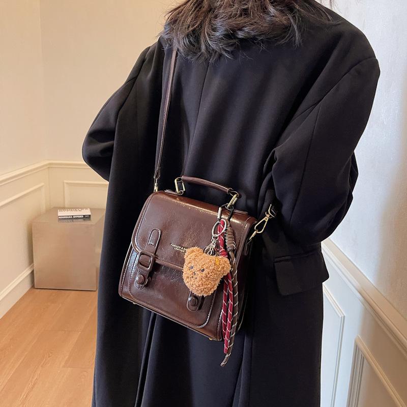 Women's College Style Versatile Underarm Bag - 2025 Autumn/Winter Fashion Shoulder & Messenger Bag for Commuting