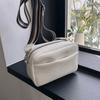 Lässige Damen-Umhängetaschen, Klappe, einfaches Leder, breite Damen-Schulter-Kuriertaschen, kleine Tasche, hochwertige Designer-Handtaschen