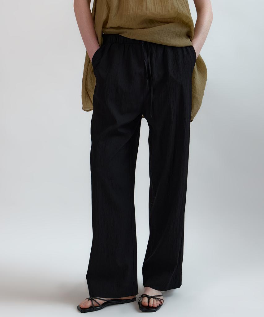 NEBELEVERYWEAR Wrinkle Banding Pants (3 Colors)