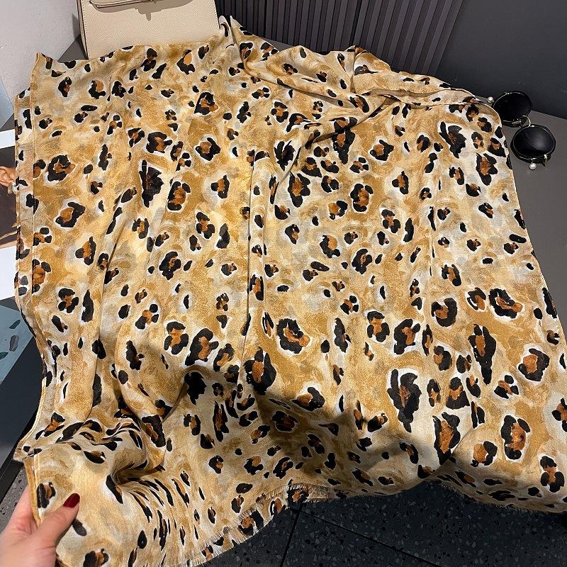 Women Sexy Leopard Dot Fringe Viscose Shawls Scarf Lady High Quality Thin Wrap Beach Stole Bufandas Muslim Hijab 180*90Cm
