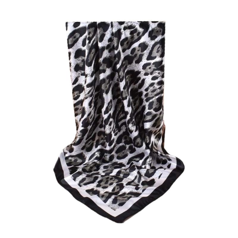 

Стильный шарф-бандана с леопардовым принтом, мягкий квадратный платок на голову, модный аксессуар для женщин 90x90 см, несколько вариантов цвета серый