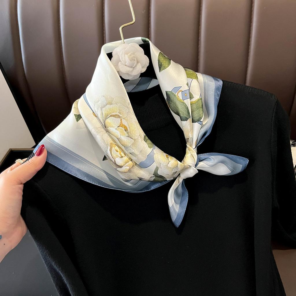 Beige Silk Silk Scarf Small Square Scarf Women's Versatile 111 Mulberry Silk Headband Small Silk Scarf Fashion Small Scarf with Shirt