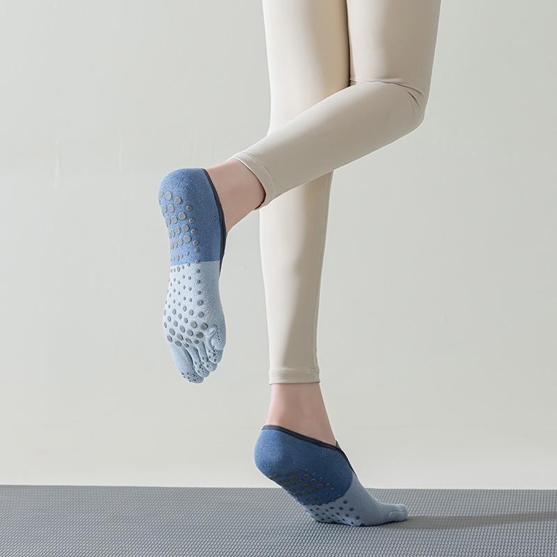 Yoga Socks, Women's Anti-slip Thin Five-finger Boat Socks, Pilates Indoor Sports Fitness Dance Floor Socks