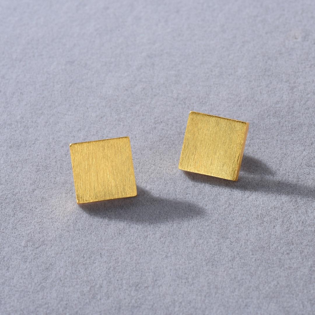 Niche Personality Light Luxury Fashion Simple Square Brushed Earrings S925 Silver Needle Stud Earrings Temperament Versatile Earrings
