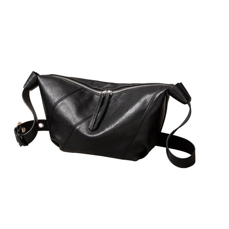 Large Capacity Men Soft Leather Cow Horn Crossbody Bag Minimalist Dumpling Sling Bag for Daily Commute чёрный