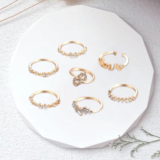7 Pcs/Set Women Ring Set Different Shapes Rhinestone Knuckle Rings Hollow Out Heart Polished Alloy Rings Prom Party Jewelry
