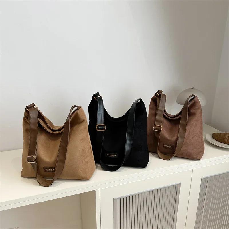 Retro Matte Large Capacity Single Shoulder Crossbody Bag for Women  New Autumn and Winter High-end Crossbody Bucket Bag