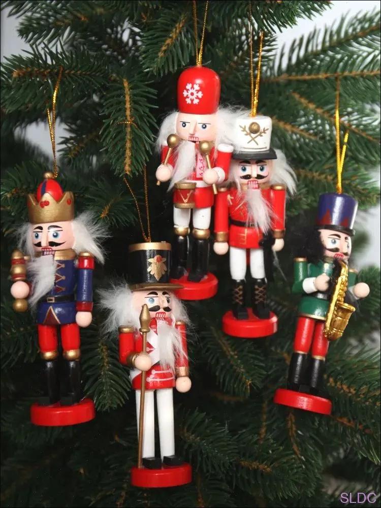 Wooden Christmas Gift Pendant , Painted Soldier Puppet