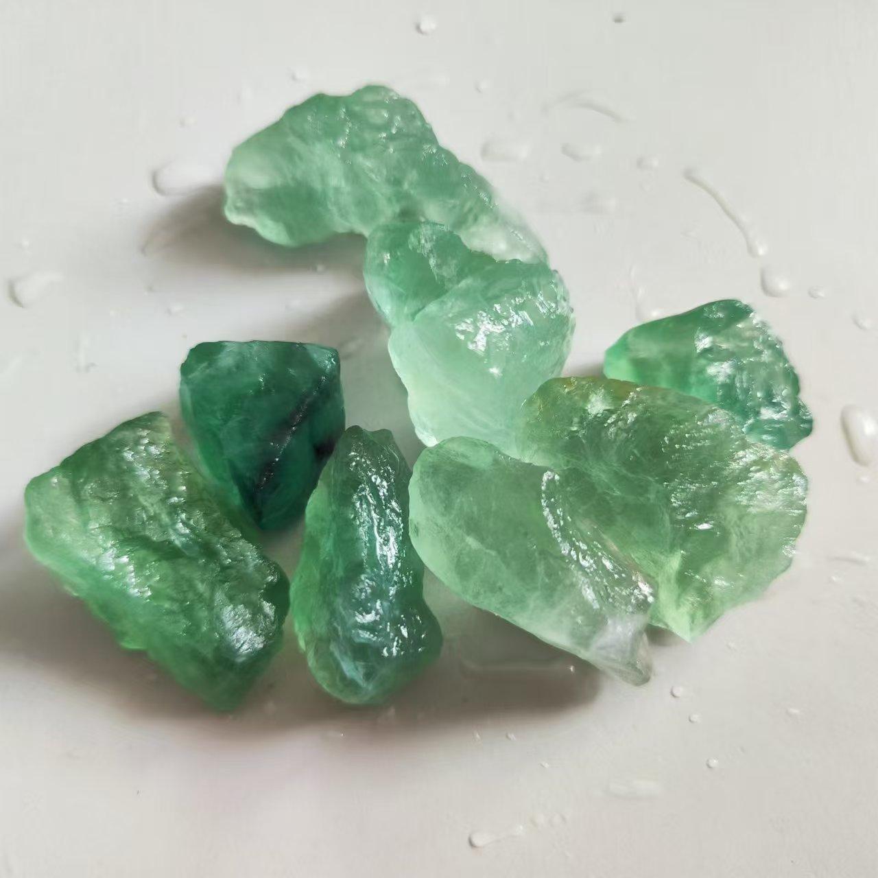 Natural Green Fluorite Home Decoration Stone Healing Collectible Mineral Specimen Quartz Stones Fluorite Crystals Stone colore verde chiaro