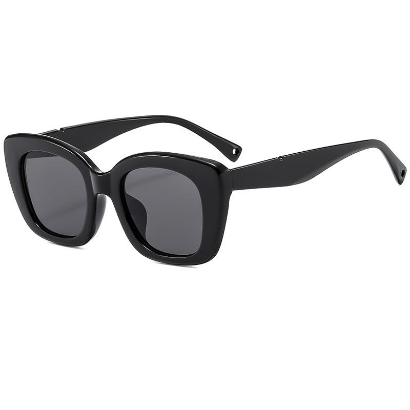 

Womens Black Sun Glasses With Cat Eye Shape Uv400 Protection High Fashion Outdoor Accessory For Events BlackFrameGrayLens