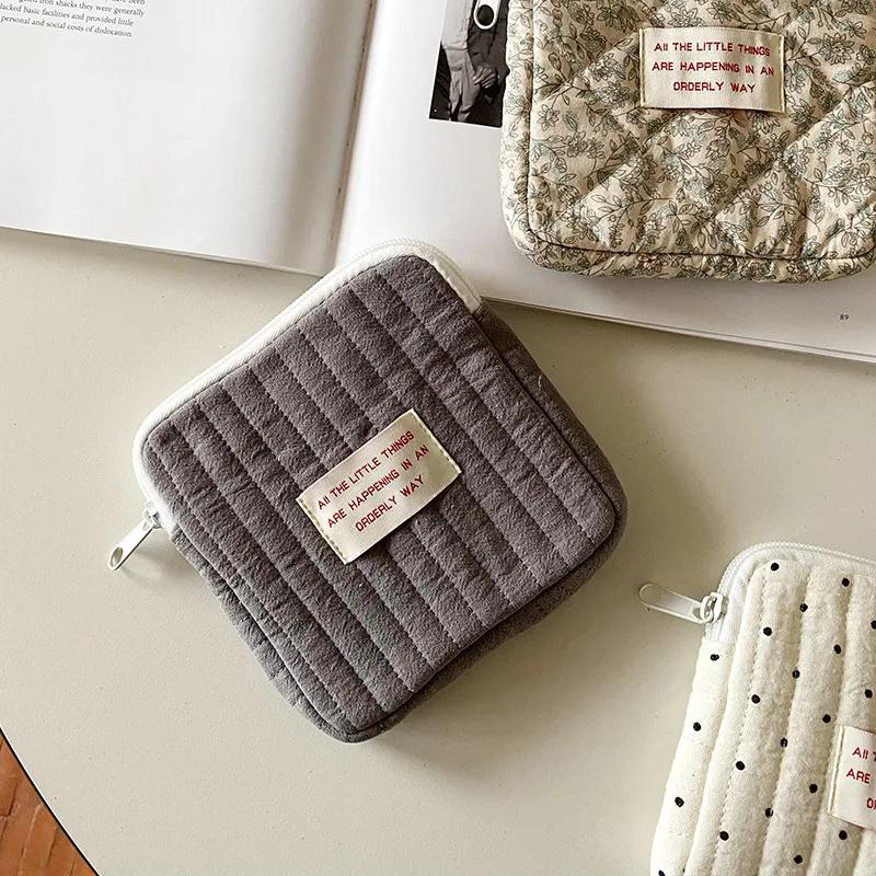 Cute Soft Square Cosmetic Bags Small Toiletry Makeup Organizer Travel Portable Tampon Headphone Card Coin Money Storage Bags