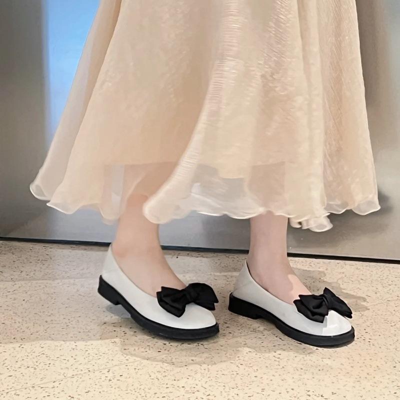 Gentle Wind Flat-soled Single Shoes Female 2025 New with Skirt Versatile Fairy Shoes Bow French Mary Jane Women's Shoes