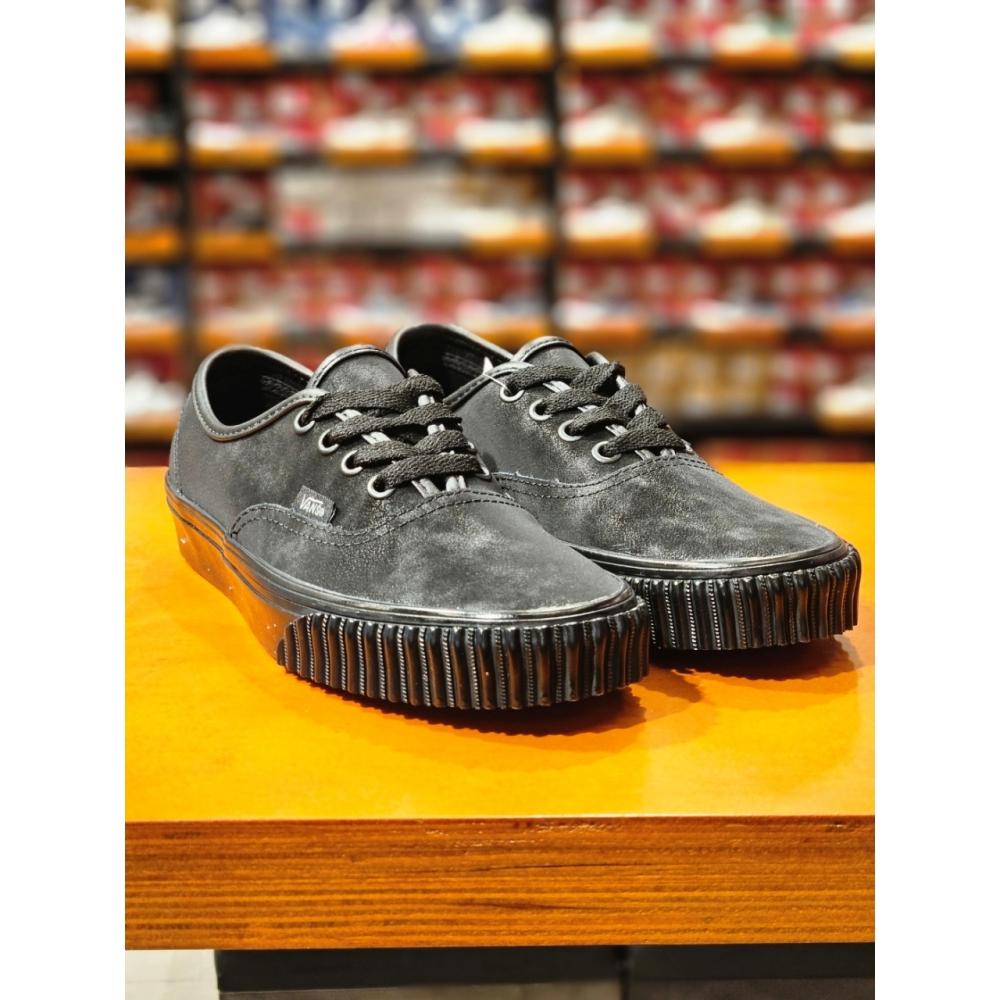 

Vans Unisex Lolita Authentic Vn0a2z3zbma Sneaker 220