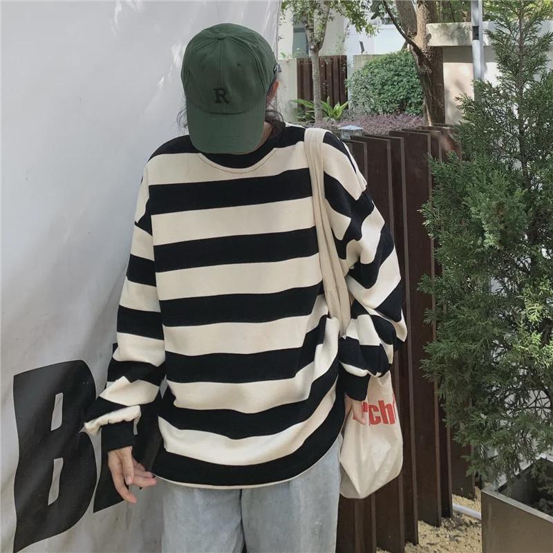 Women's Retro Striped Round Neck Sweatshirt - Casual, Loose, Thin Trend for Autumn and Winter