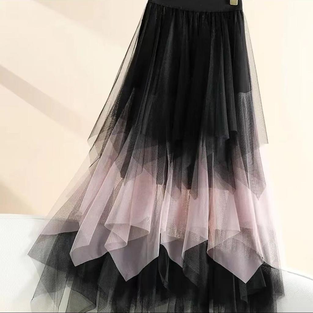 Lady ´s Fashionable Sexy Solid Color Mesh Skirt, Irregular Elastic Tulle Bubble Skirt, Daily Life and Vacation