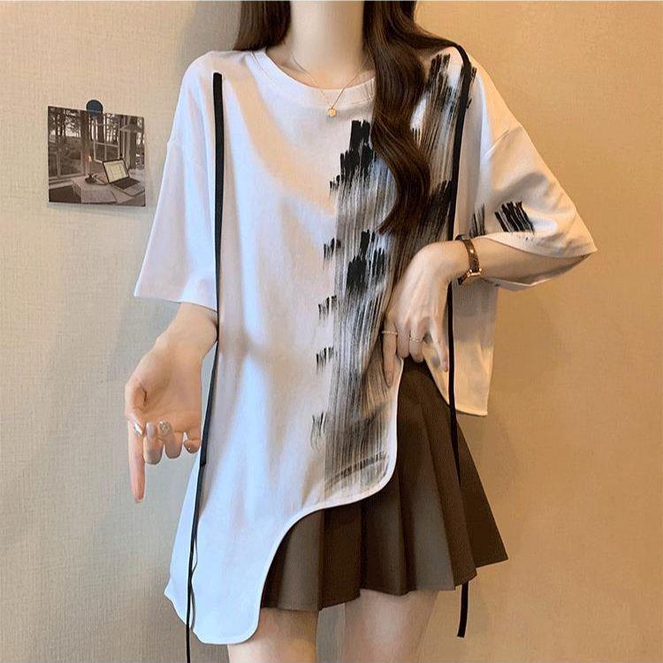 

Plus Size Summer 2025 Loose Fit Ink Print Hem T-Shirt for Women 2XL