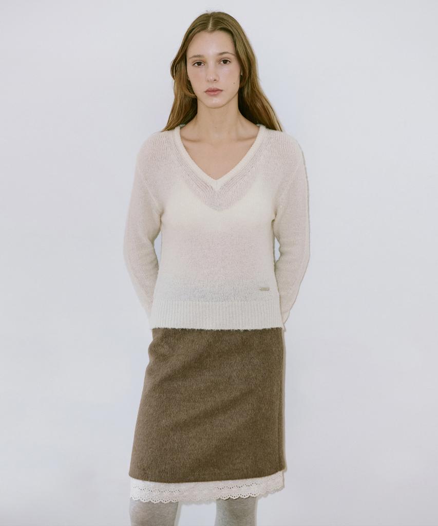 SINOON Hairy Boucle V-Neck Knit (Cream)