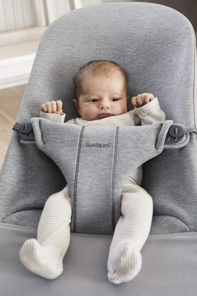 BabyBjorn Bliss 3D Jersey Light for Babies 1 Month and Up Japanese Product Bouncer, Gray, (Authentic Guarantee)