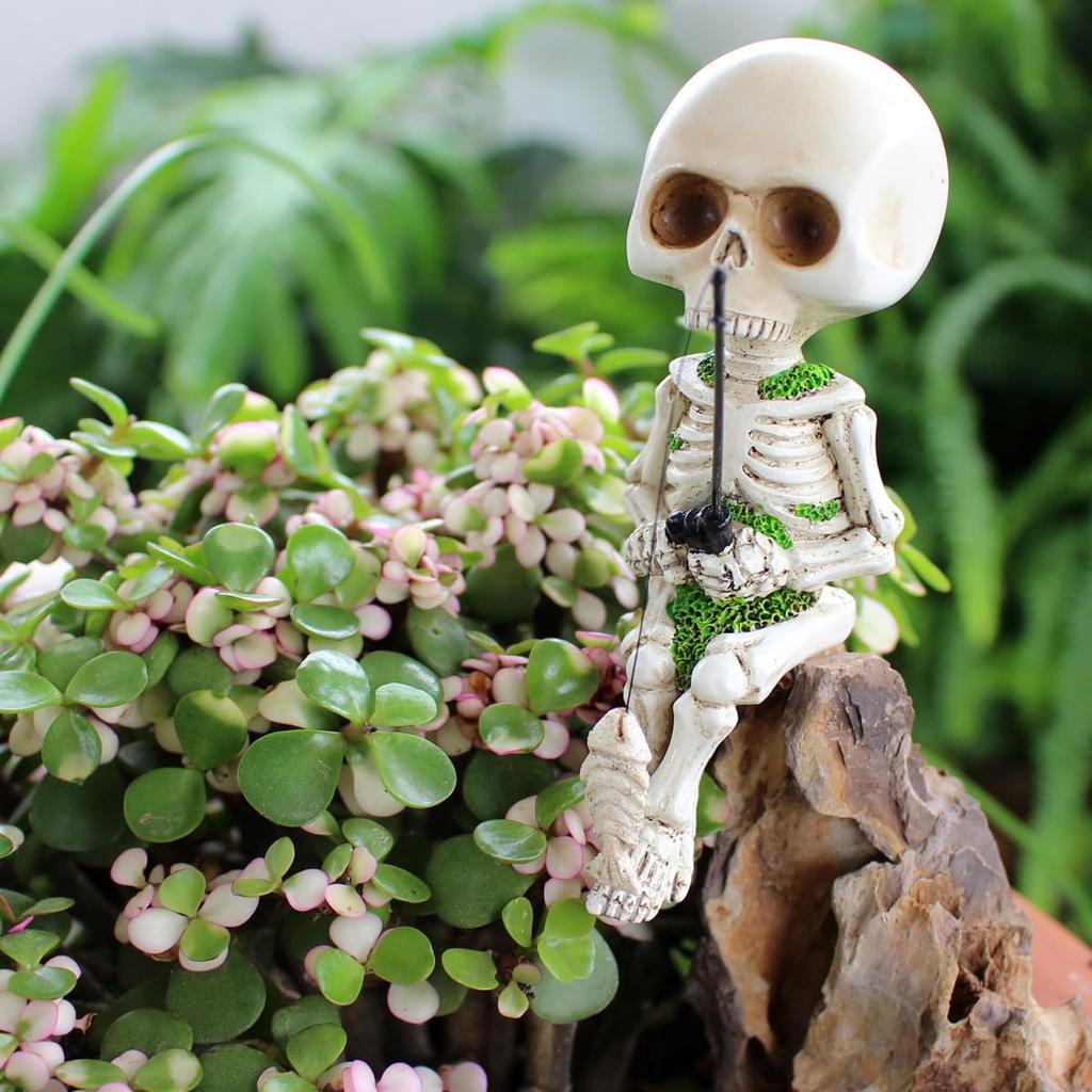 Skull Halloween Skull Fishing Realistic Miniature Garden Skull Halloween Horror Resin Skull Halloween Stage Scary Interior Set of 2 Figurine, Skull,