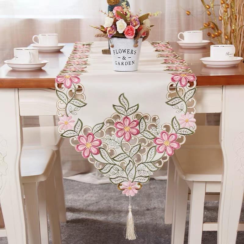 European Embroidery Hollow Table Flag Pastoral Embroidery Fabric Spring Flower Tv Cabinet Coffee Table Tablecloth