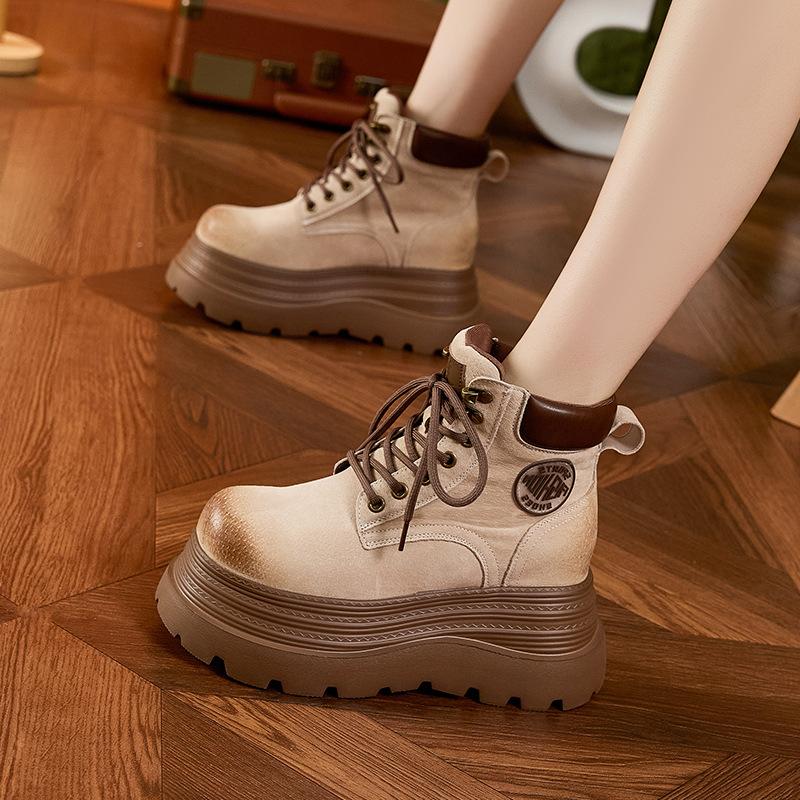 Thick-soled Inner Height-increasing Martin Boots Women's 2025 Autumn and Winter New Rhubarb Boots Medium Tube Velvet Warm Versatile Western Short Boot