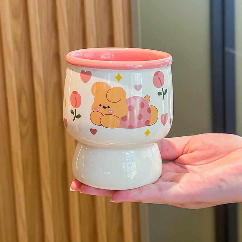 

Cute couple pair of cups, a pair of ceramic mugs, a high-end gift box, and a wedding gift for male and female girlfriends. 301-400ml