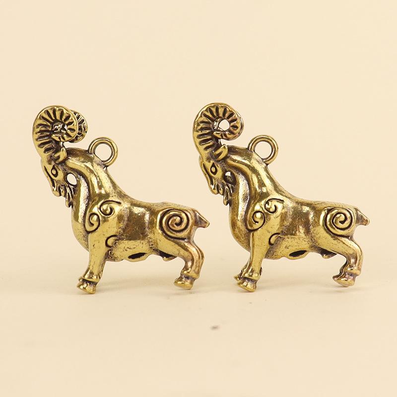 Scultura Capra dello Zodiaco Cinese Statuetta Pecora Statua Animale in Ottone Ornamento da Scrivania Ricchezza Fengshui Per Decorazione Casa