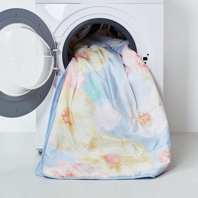 LUOLAI Flower Brocade Dream Summer Cooling Quilt