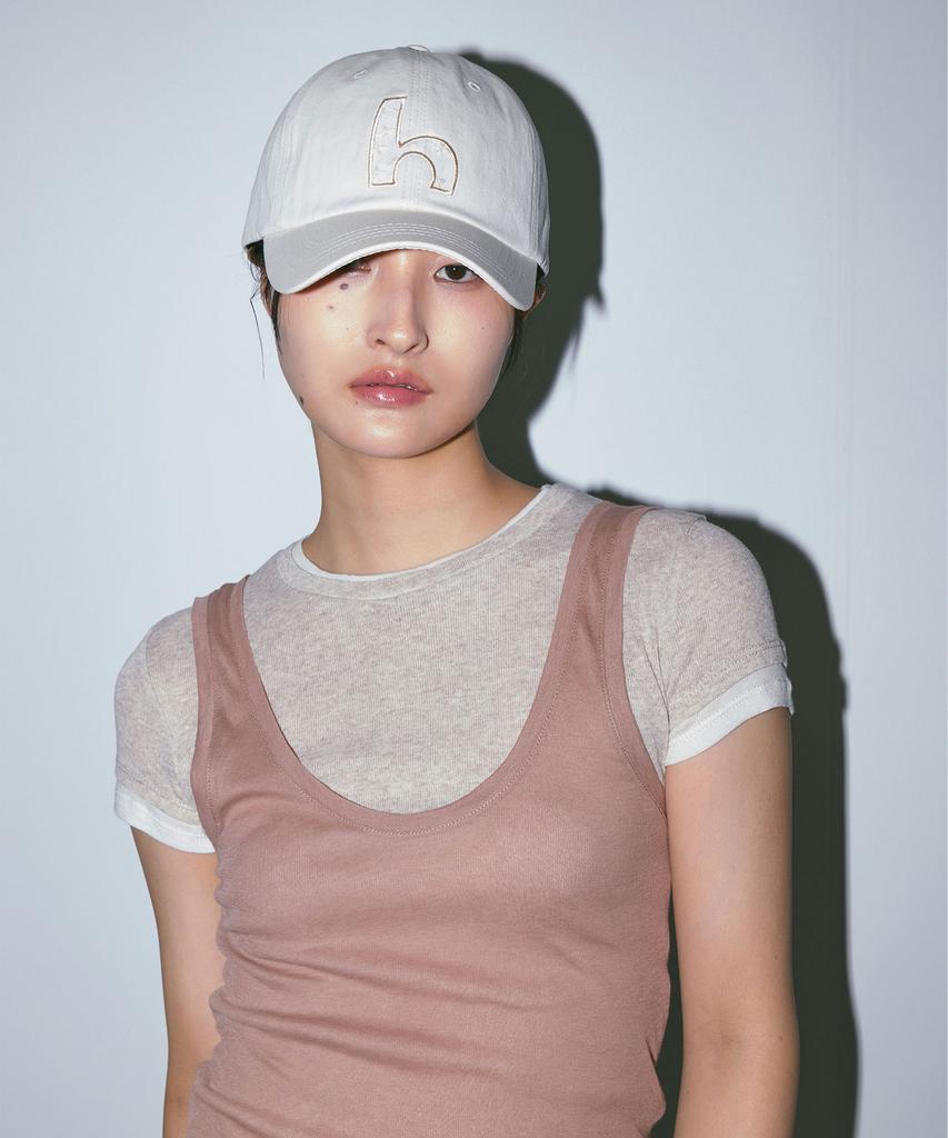 Haebeueoweil H Lace Applique Cap (Cr)