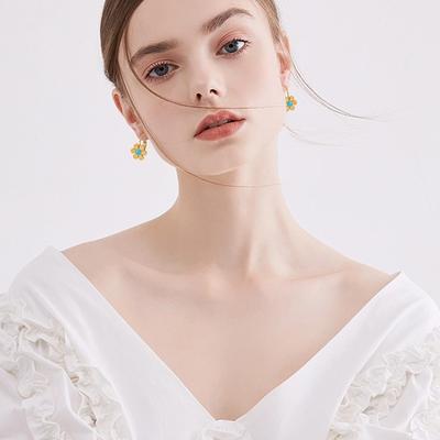 Pendientes de Acero Inoxidable con Flor Dorada de Moda para Mujer Pendientes de Piedra Natural Turquesa para Verano Pendientes de Gama Alta