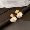 Gold Flat Round Pearl Stud Earrings - Light Luxury High-End Fashion Design for Women