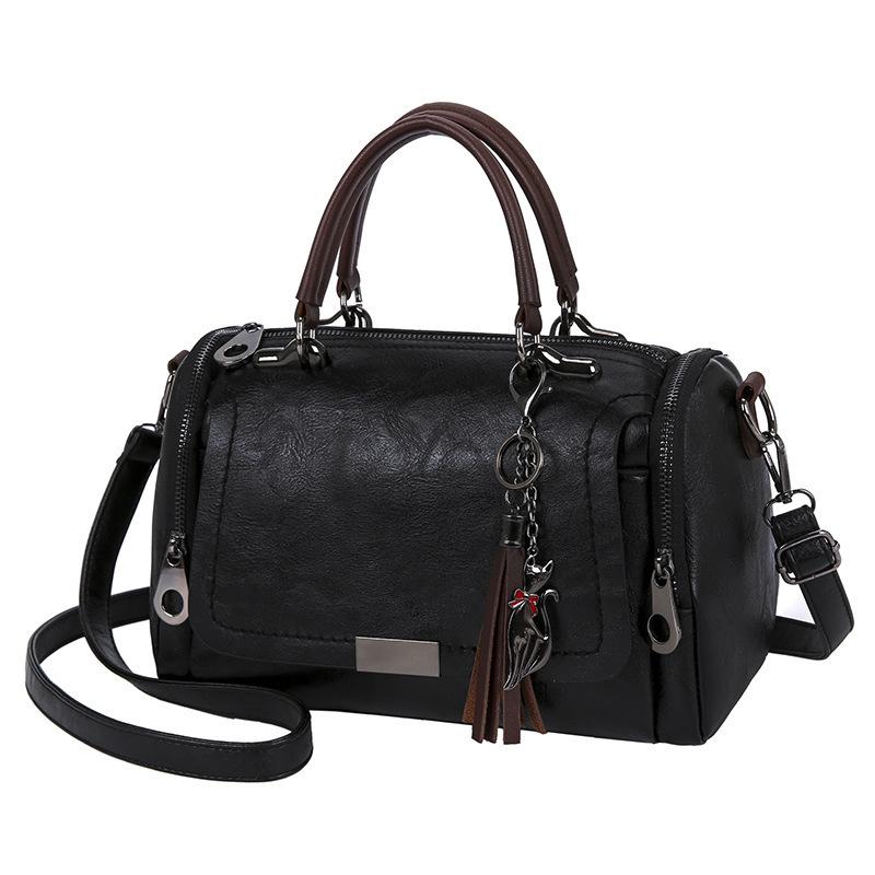 

Fashionable Tassel Decor Synthetic Leather Shoulder Bag with Removable Strap 27x15x18cm чорний
