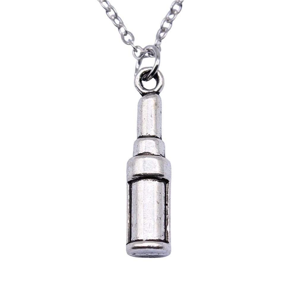 Hammered Horseshoe Pendant Necklace Western Cowboy Lucky Charm 40cm Short Chain
