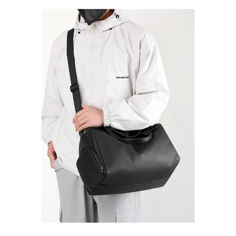Short Distance Travel Bag Shoulder Messenger Bag Men's Casual Large Capacity Dry And Wet Separation Salute Fitness Bag Travel Bag