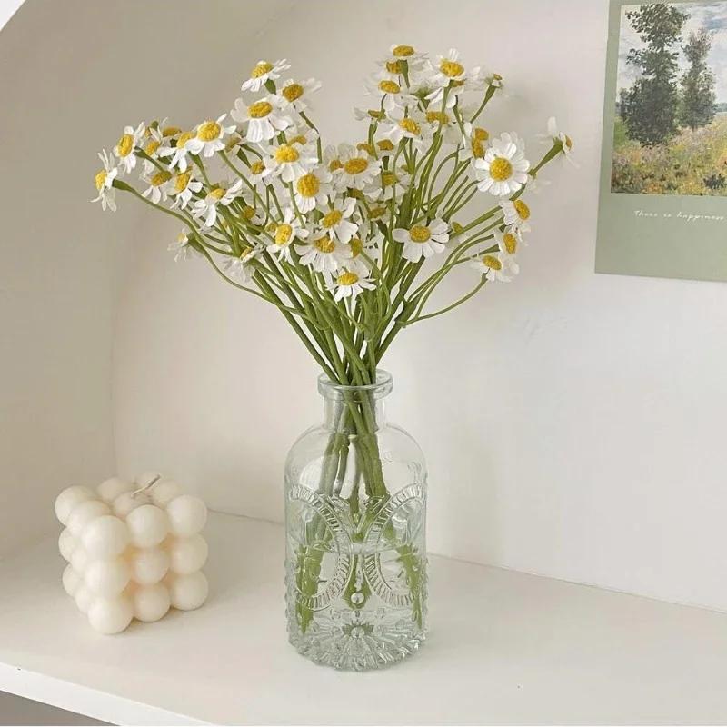 6Pcs/bundle Artificial Chamomile Flowers DIY Decor for Wedding Party Home Garden and Photo Props 26cm White Chamomile Daisy Deco