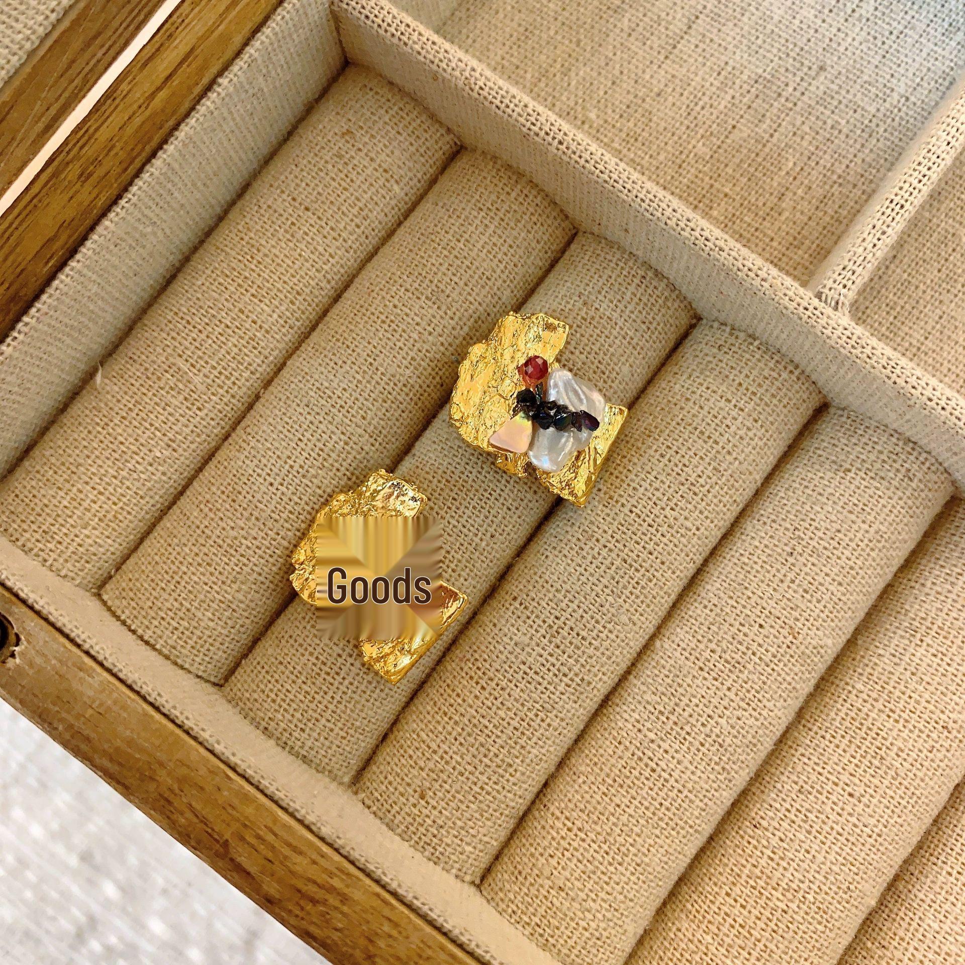 

2024 Baroque Irregular Crystal Tin Foil Pleated Earrings for Women - European & American Retro Style