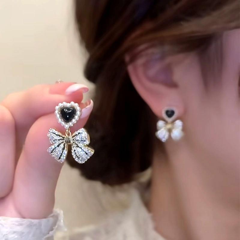 New Round Silver Colour Inlaid Blue Crystal Earrings Women's Personality Fashion Earrings Wedding Jewelry Birthday Gifts