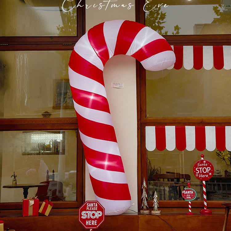 Santa Claus Climbing Window Light-Up Hat Figurine - Christmas Outdoor Inflatable Decoration